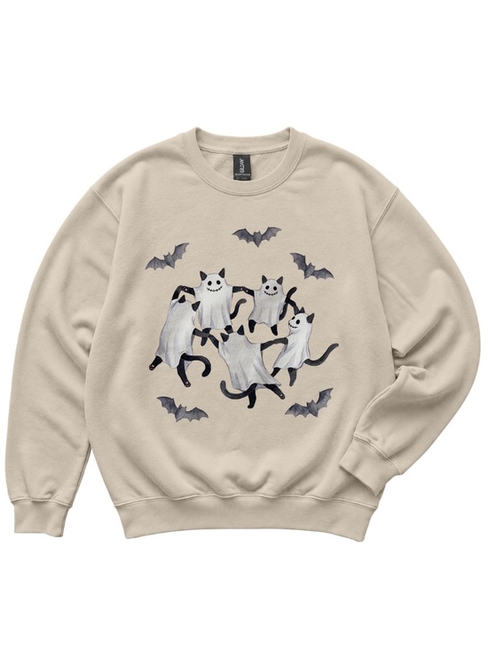 Gildan Tops - Gildan Beige Ghost Cats & Bats Graphic Sweatshirt